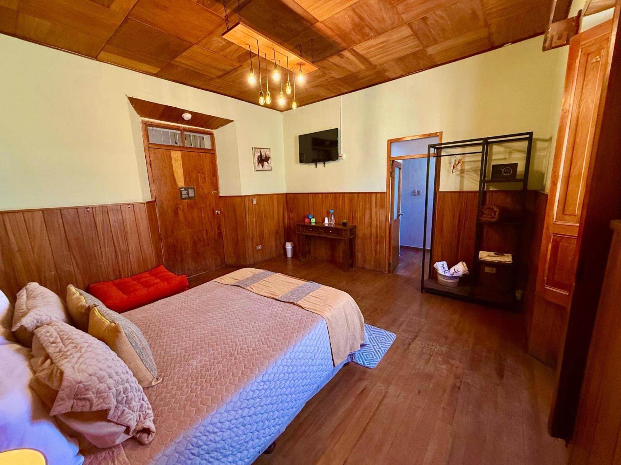 Hotel Mucha Quetzaltenango Extérieur photo